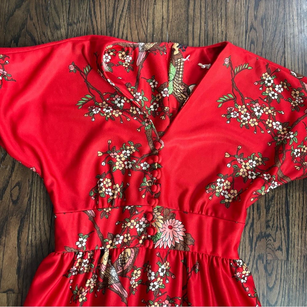 Vintage 1970s Leslie Fay Novelty Print Maxi Dress- Japanese Cherry Blossom - Picture 3 of 5